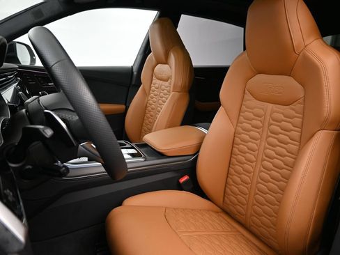 Used 2025 Audi RS Q8 performance AWD/4WD image 5