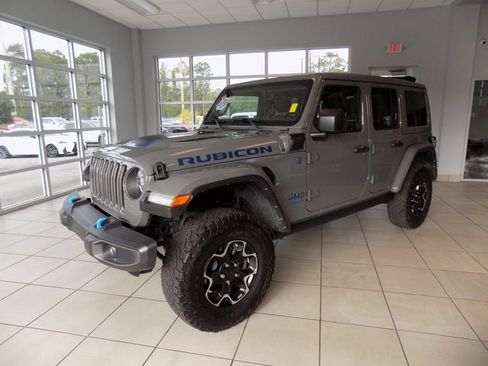 Used 2021 Jeep Wrangler Unlimited Rubicon 4xe w/ Safety Group image 3