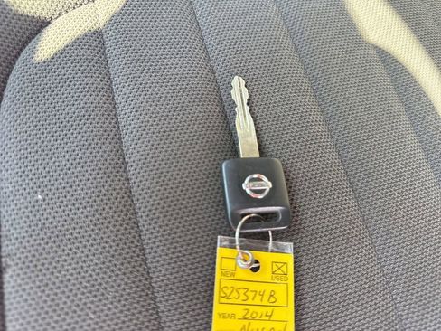 Used 2014 Nissan Frontier S w/ S Preferred Package image 27