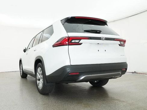 New 2026 Toyota Grand Highlander Limited FWD image 22