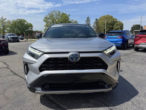 Used 2023 Toyota RAV4 XSE AWD/4WD image 6