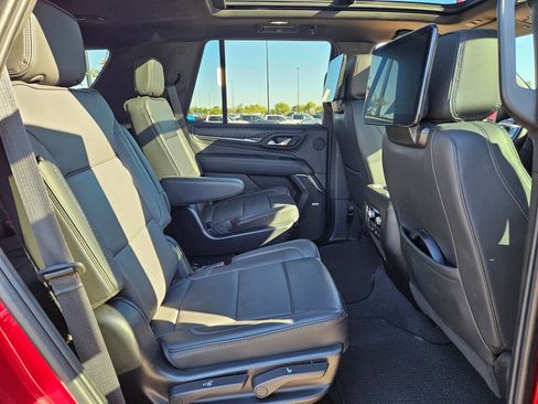 Used 2024 GMC Yukon Denali w/ Max Trailering Package image 19