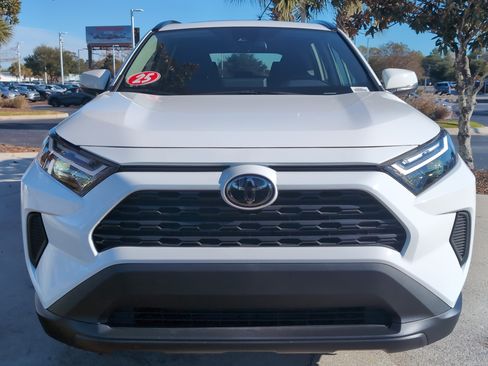Certified 2025 Toyota RAV4 XLE image 3