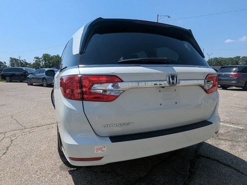 Used 2018 Honda Odyssey EX-L image 8