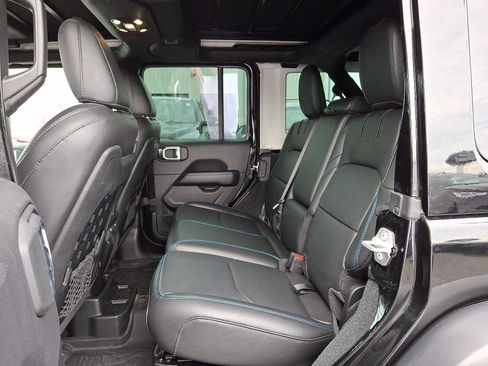 Used 2022 Jeep Wrangler Unlimited Rubicon 4xe w/ Cold Weather Group image 10