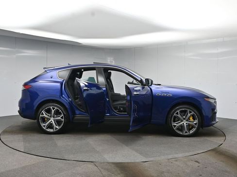 Used 2022 Maserati Levante Modena AWD/4WD image 69