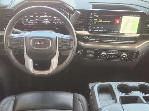 Used 2025 GMC Sierra 1500 SLT AWD/4WD image 27