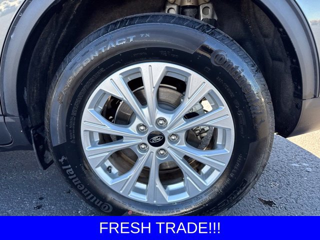 Used 2025 Ford Escape Active AWD/4WD image 9