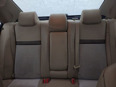 Used 2014 Toyota Camry XLE w/ Leather Package image 10