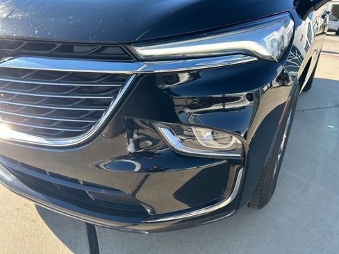 Used 2024 Buick Enclave Premium image 5