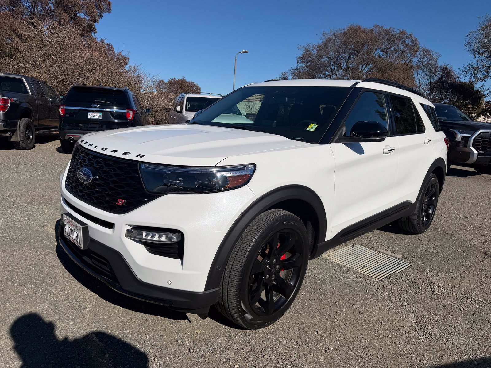 Certified 2023 Ford Explorer ST w/ Equipment Group 401A AWD/4WD image 1