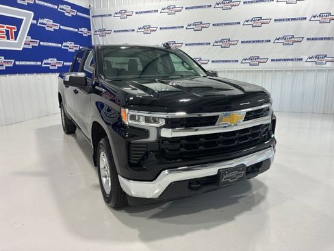 Used 2026 Chevrolet Silverado 1500 LT AWD/4WD image 11