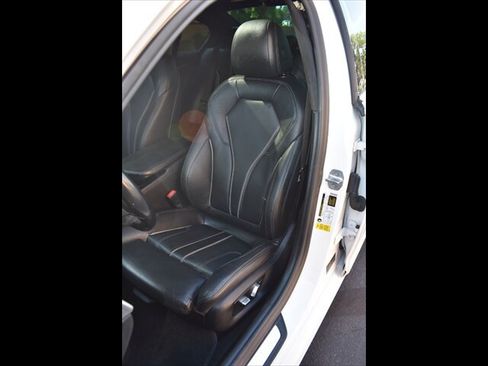 Used 2019 BMW 540i w/ Convenience Package RWD image 17
