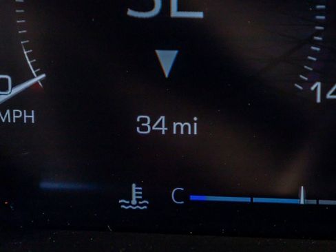 Used 2026 GMC Sierra 3500 Denali Ultimate w/ LPO, Black Badging Package image 21