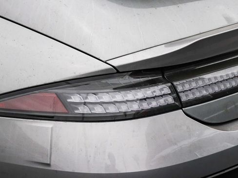 Used 2024 Hyundai Ioniq 6 SEL RWD image 7