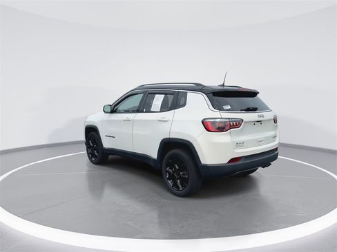 Used 2020 Jeep Compass Limited image 6