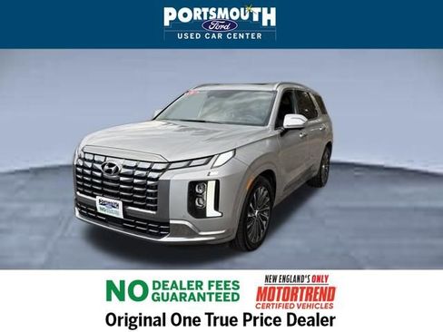Used 2024 Hyundai Palisade Calligraphy image 16