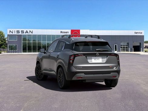 New 2026 Nissan Kicks SR w/ Cold Weather Package AWD/4WD image 13