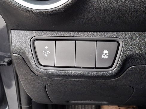 Used 2024 Kia Forte LXS image 25