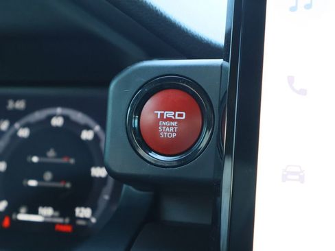 Used 2024 Toyota Tacoma TRD Sport image 18