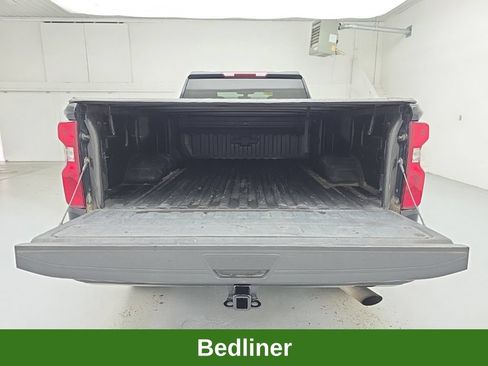Used 2022 Chevrolet Silverado 2500 Custom w/ Custom Convenience Package AWD/4WD image 45