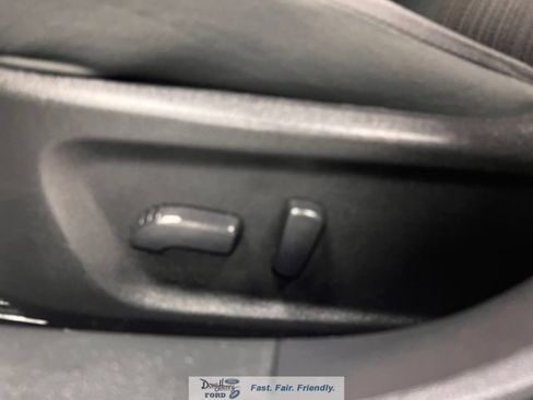 Used 2025 Nissan Altima 2.5 SV FWD image 24