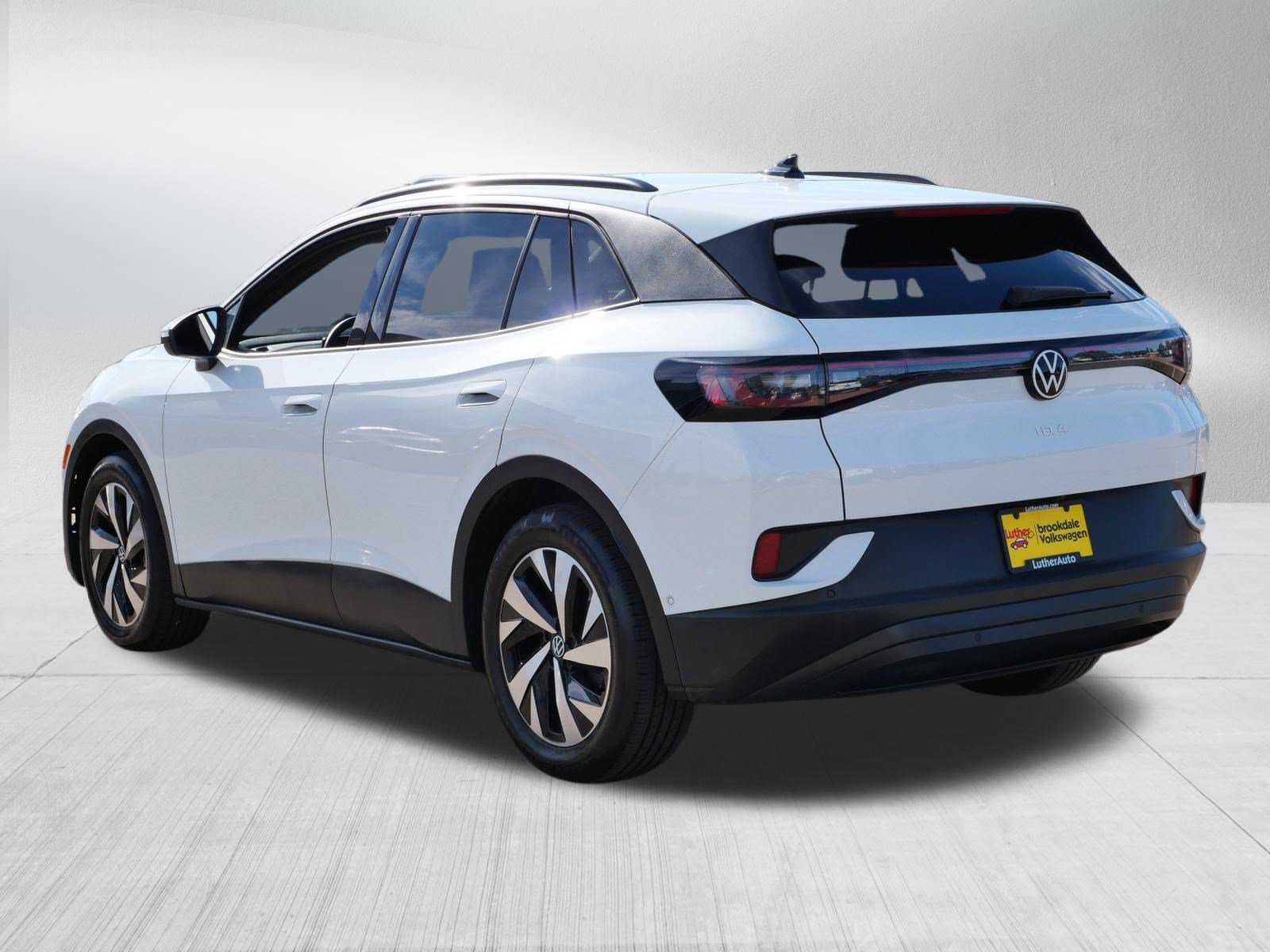 Used 2024 Volkswagen ID.4 2WD image 5