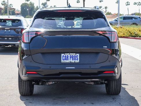 Certified 2026 Kia Sportage X-Line w/ X-Line Premium Package AWD/4WD image 7
