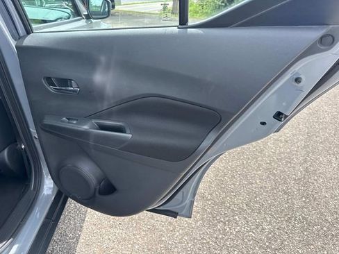 Certified 2022 Nissan Kicks SV FWD image 21
