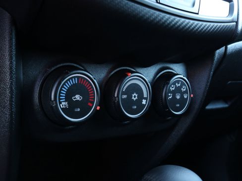 Used 2015 Mitsubishi Outlander Sport ES image 26