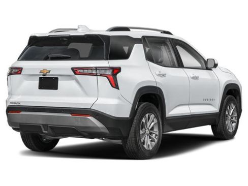 Used 2025 Chevrolet Equinox LT w/ Convenience Package II FWD image 2