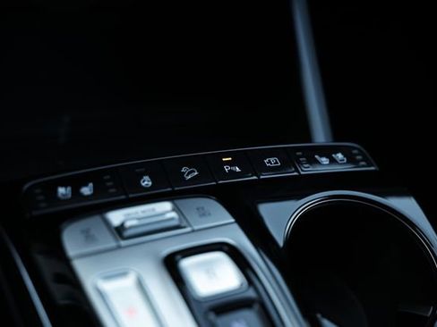 Used 2024 Hyundai Tucson Limited image 39