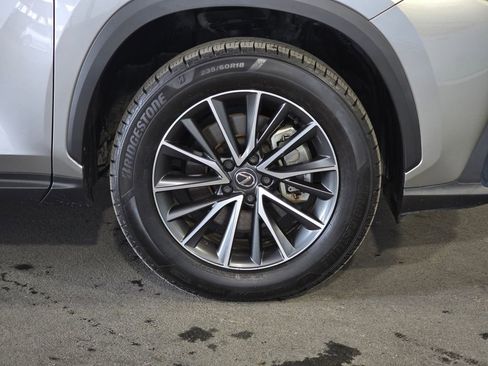 Used 2024 Lexus NX 250 FWD w/ Premium Package image 4