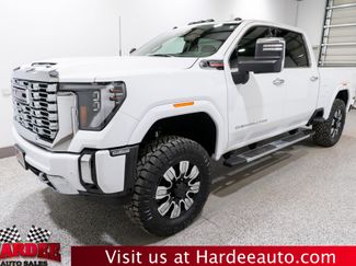 Used 2025 GMC Sierra 2500 Denali w/ Denali Reserve Package video 2