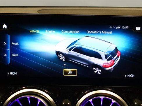 Used 2022 Mercedes-Benz GLB 250 image 36