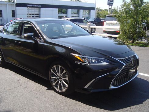 Used 2020 Lexus ES 350 image 3
