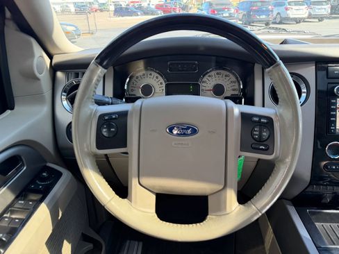 Used 2013 Ford Expedition Limited AWD/4WD image 26