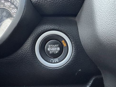 Used 2020 RAM 2500 Laramie image 26