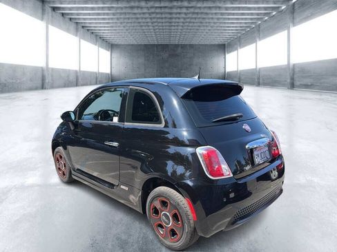 Used 2017 FIAT 500 e FWD image 4