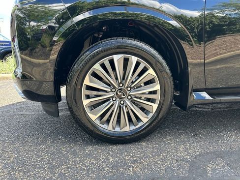 New 2026 INFINITI QX80 Luxe AWD/4WD image 11
