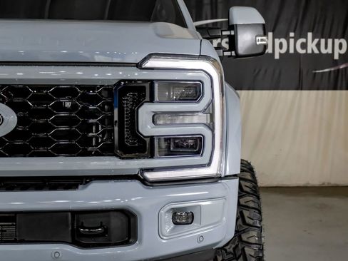 Used 2026 Ford F450 Platinum image 41