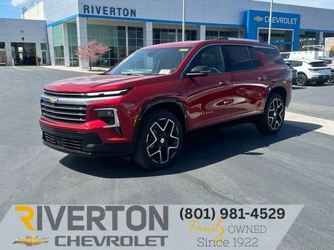 New 2026 Chevrolet Traverse High Country w/ LPO, Floor Liner Package AWD/4WD image 1