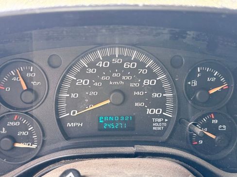 Used 2006 Chevrolet Express 1500 RWD image 10