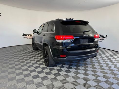 Used 2015 Jeep Grand Cherokee Laredo w/ Quick Order Package 23E image 9