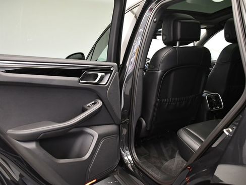Used 2024 Porsche Macan S image 45