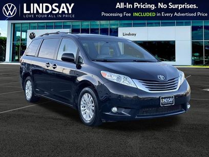 Used 2017 Toyota Sienna XLE Premium