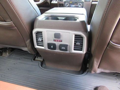 Used 2022 Ford F250 King Ranch w/ King Ranch Ultimate Package AWD/4WD image 36