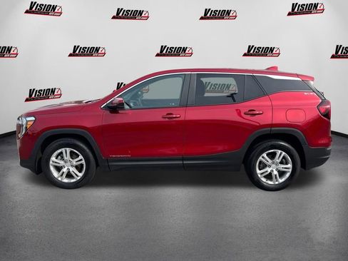 Used 2023 GMC Terrain SLE image 8