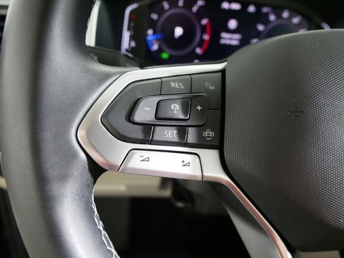 Used 2023 Volkswagen Atlas SE w/ Panoramic Sunroof Package image 27