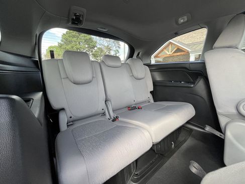 Used 2019 Honda Odyssey EX image 21